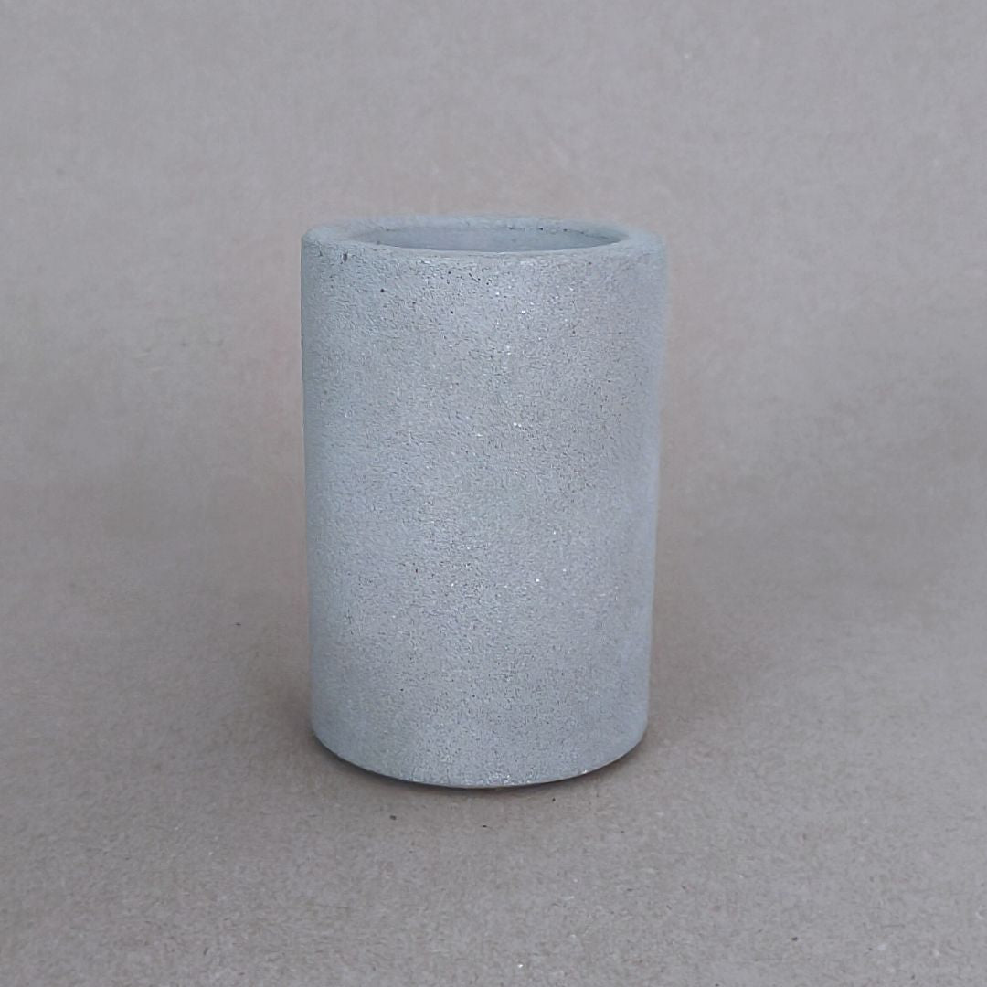 Le pot en béton CANOPEE, artisanat français