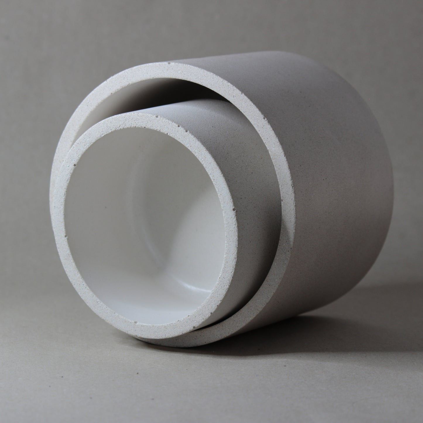 Le pot en béton COTTA, artisanat français