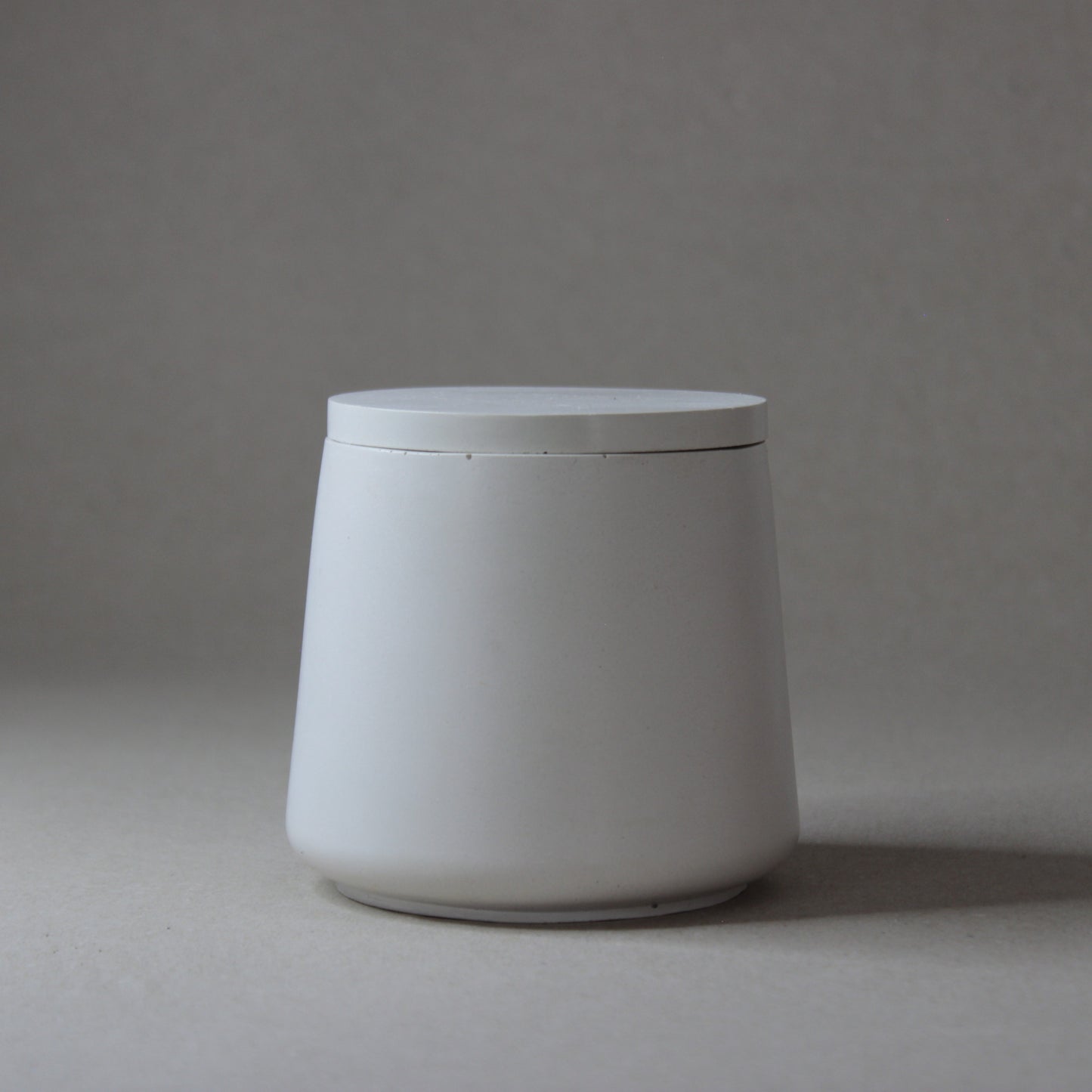 Le pot et son couvercle ALVEA, artisanat français