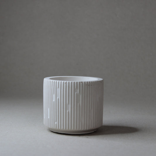 Le pot en béton RETI, artisanat français